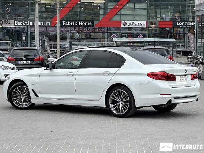 BMW 530e 38 bmw 530e 2019