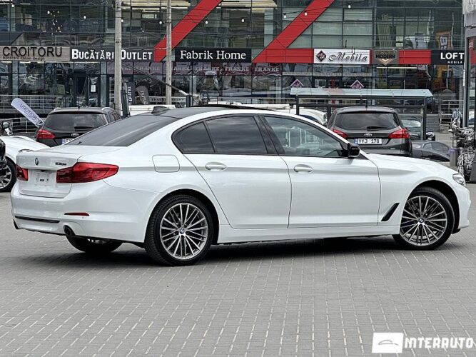 BMW 530e 37 bmw 530e 2019