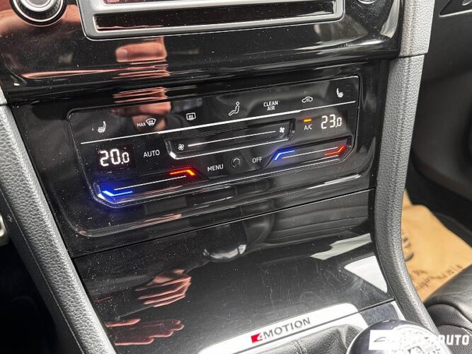 volkswagen Golf R 2015