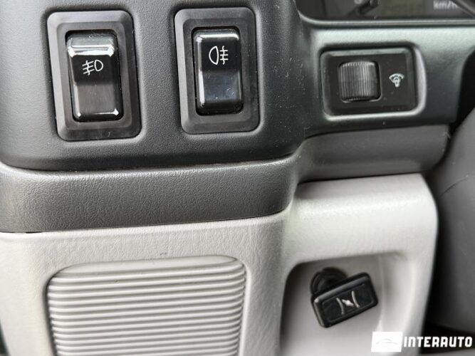 mitsubishi Pajero Sport 2004