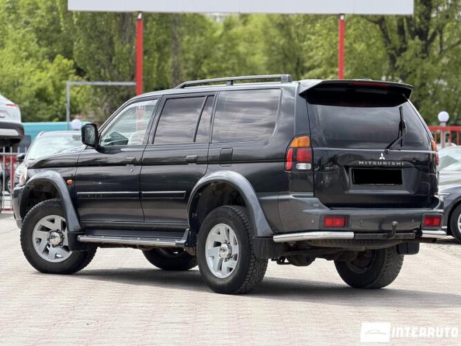 mitsubishi Pajero Sport 2004