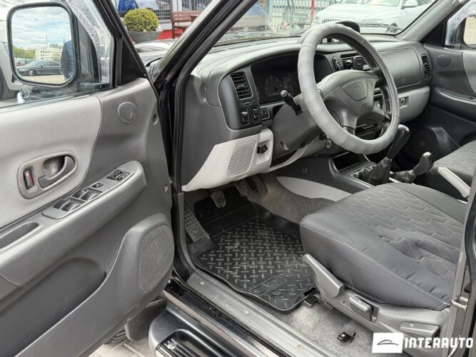 mitsubishi Pajero Sport 2004