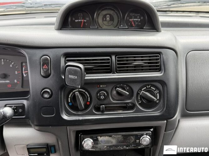 mitsubishi Pajero Sport 2004