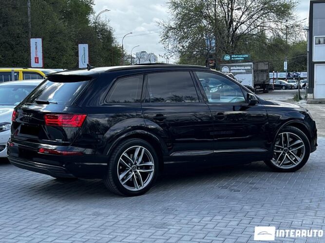audi Q7 E-Tron 2017
