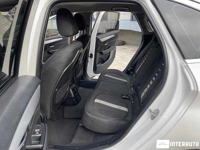 bmw 216d 2016