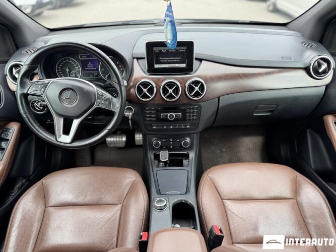 mercedes B 180 2014