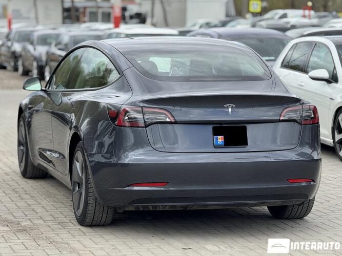 tesla Model 3 2023