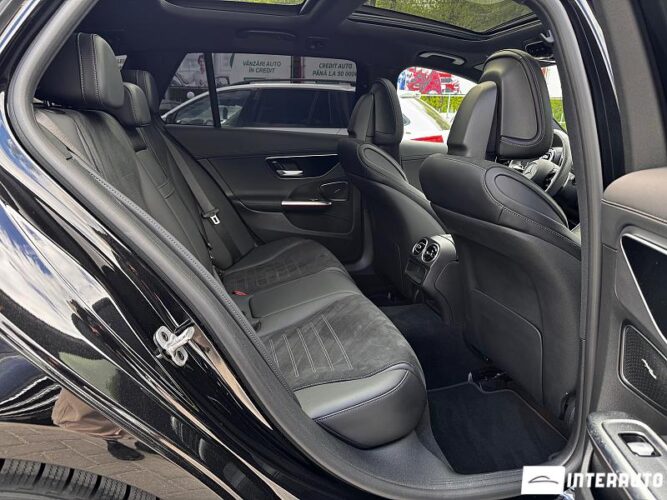 Mercedes C 200 51 mercedes C 200 2024