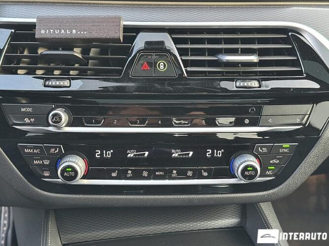 bmw 520 2021