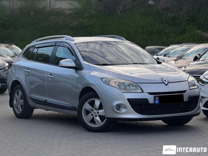 Renault Megane 2011 doar la InterAuto