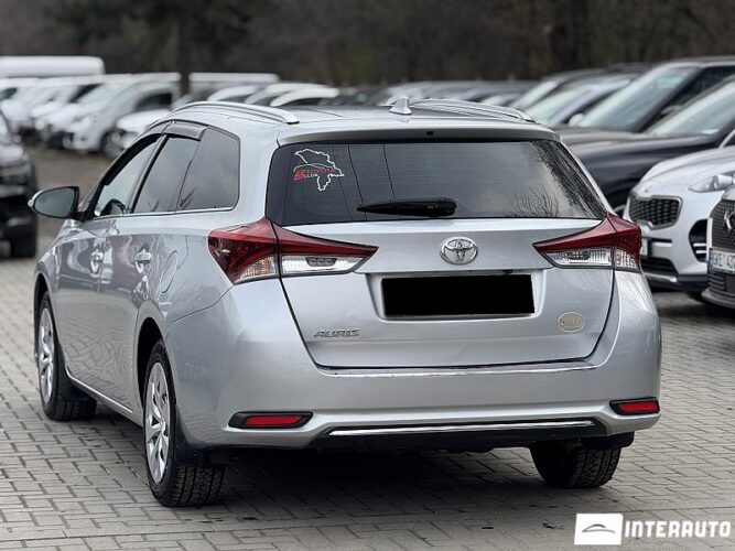 toyota Auris 2018