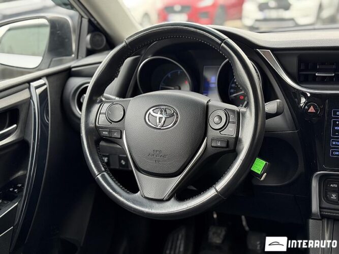 toyota Auris 2018