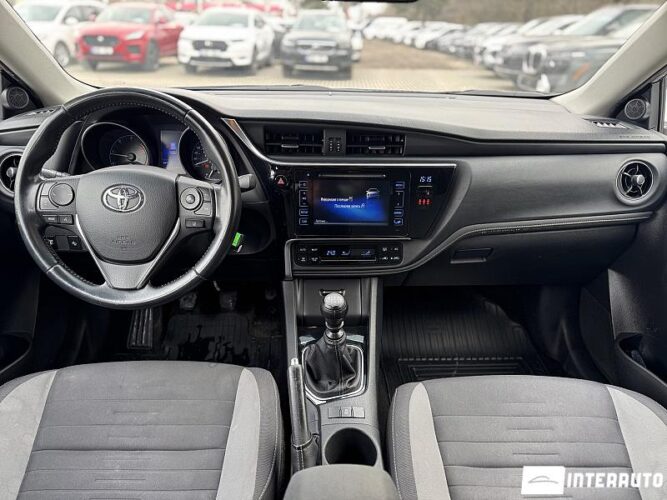 toyota Auris 2018