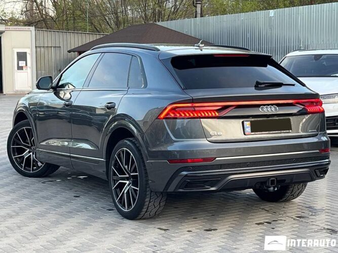 audi Q8 2021