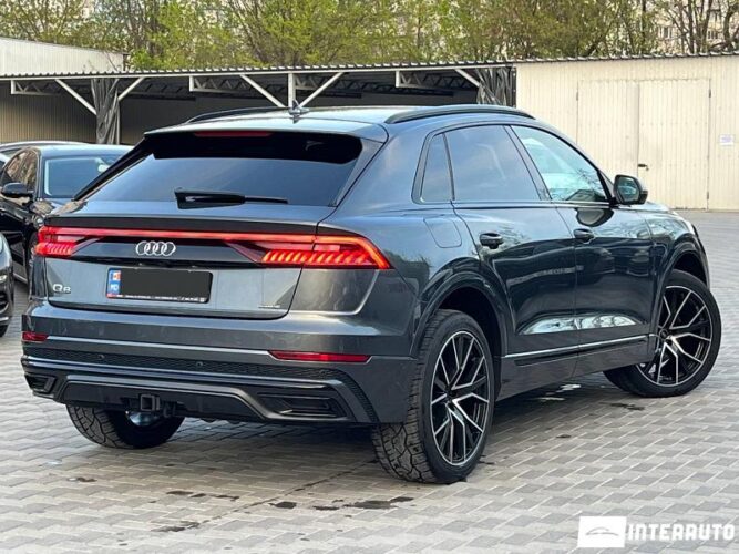 audi Q8 2021