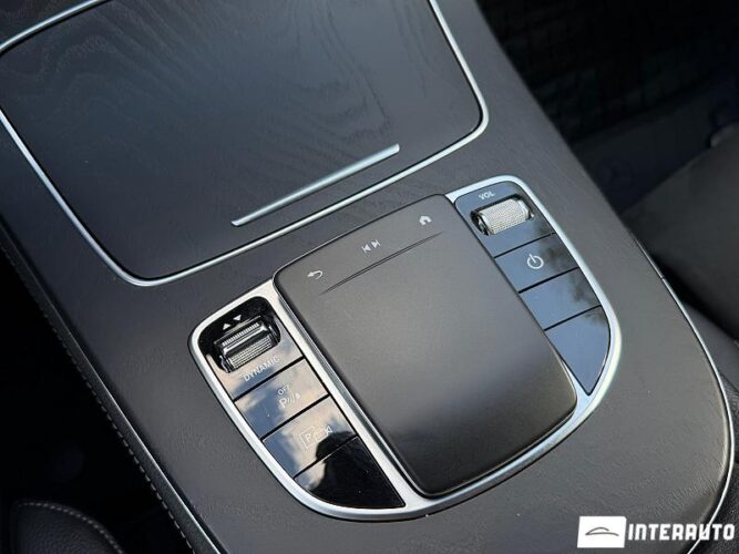 mercedes E 300e 2022