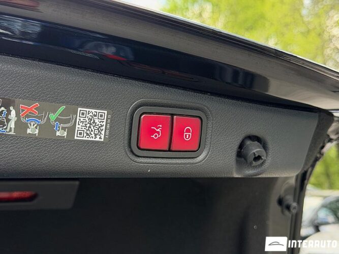 mercedes E 300e 2022