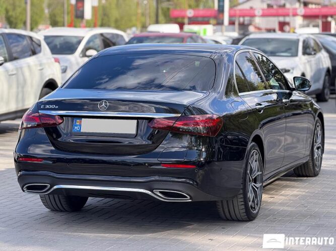 mercedes E 300e 2022