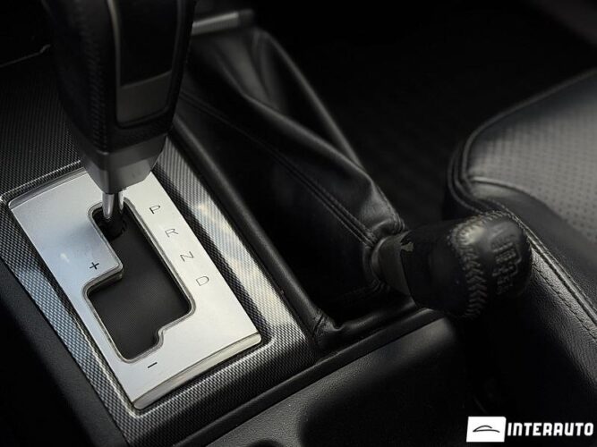 mitsubishi Pajero Sport 2013