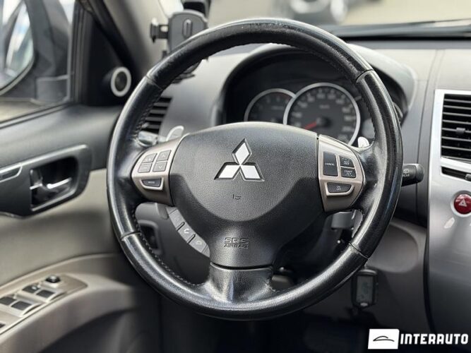 mitsubishi Pajero Sport 2013