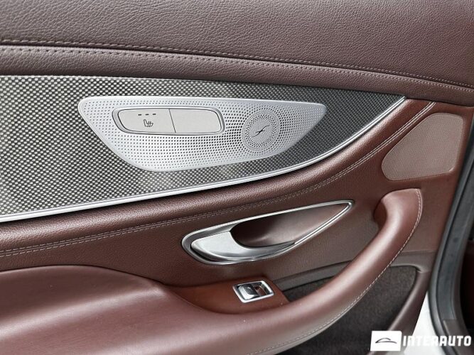 mercedes CLS 300 2020