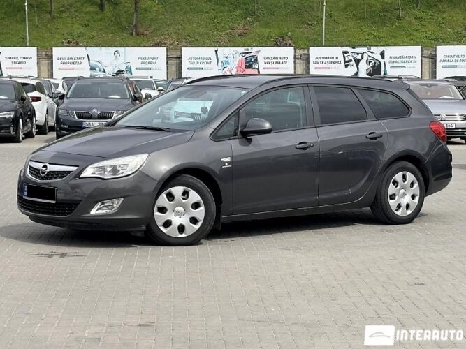 opel Astra 2011