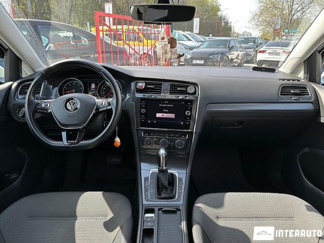 volkswagen Golf 2019