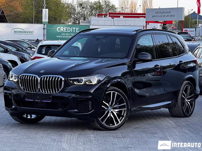 BMW X5 4.5e 2023 doar la InterAuto