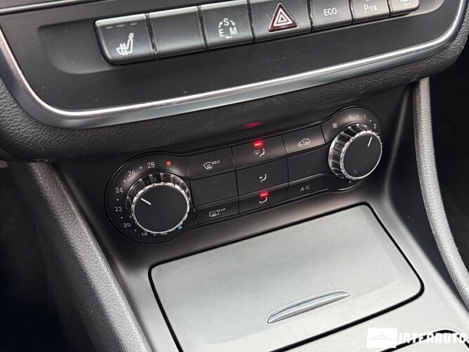 mercedes CLA 200 2013