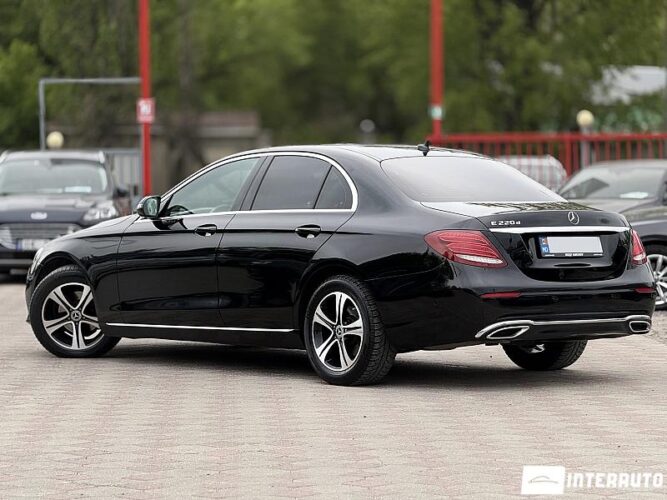 Mercedes E 220 32 mercedes E 220 2018