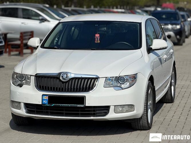 Skoda Superb 2009 doar la InterAuto