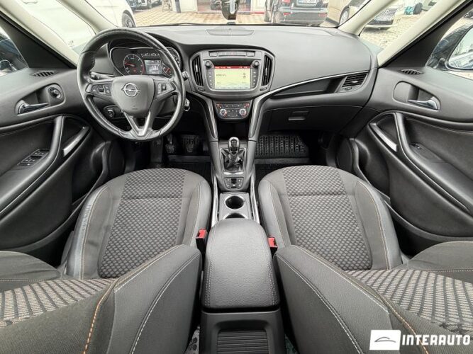 opel Zafira 2017