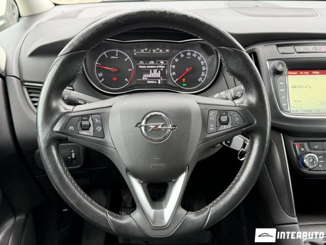 opel Zafira 2017