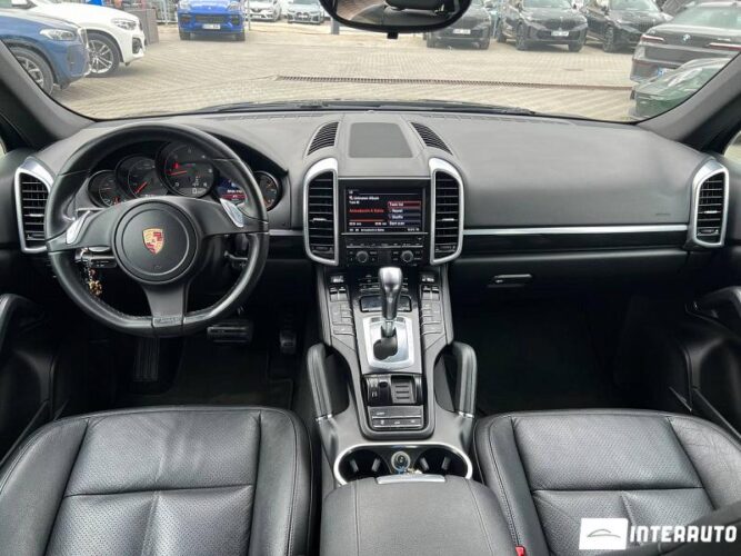 porsche Cayenne 2011