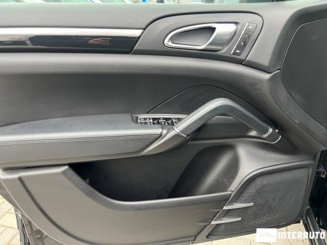 porsche Cayenne 2011