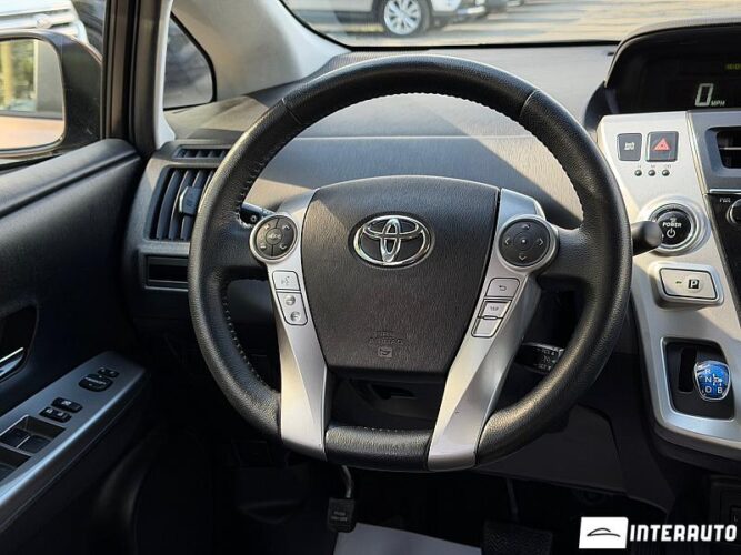 toyota Prius Plus / V 2016