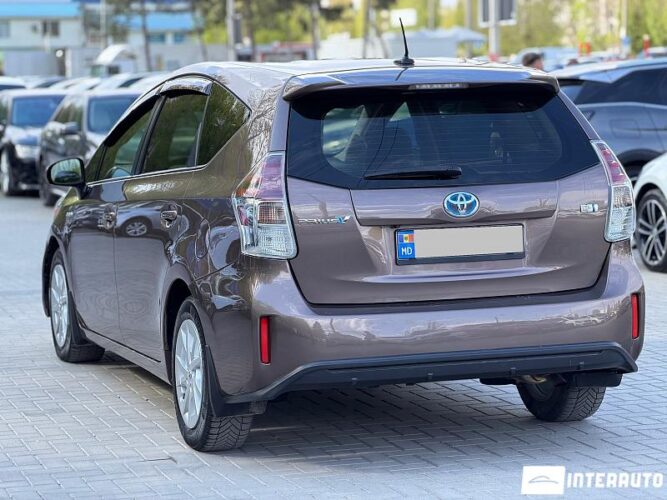toyota Prius Plus / V 2016