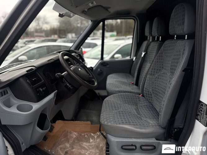 ford Transit 2012
