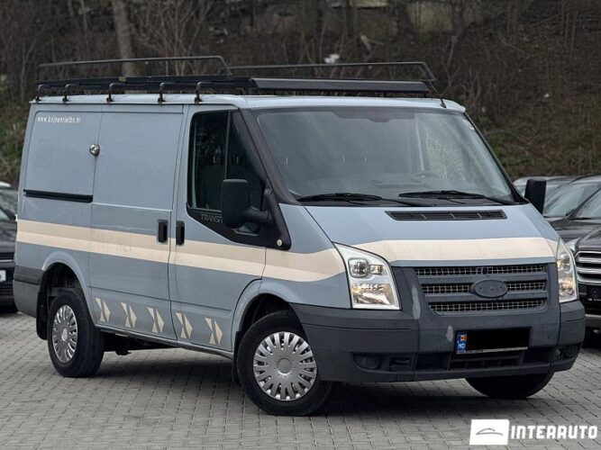 Ford Transit 2012 doar la InterAuto