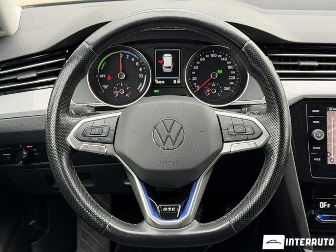 volkswagen Passat GTE 2021
