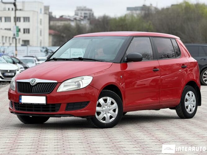 Skoda Fabia 2011 doar la InterAuto