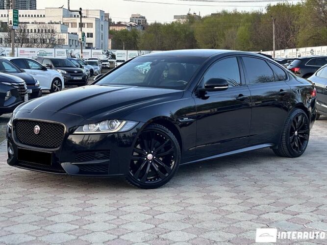 Jaguar XF 2016 doar la InterAuto