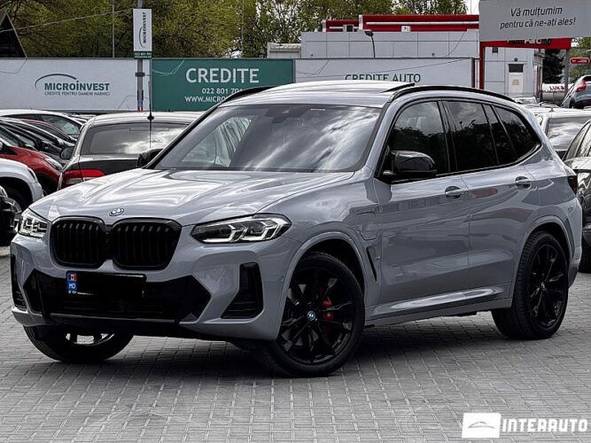 BMW X3 3.0e 2023 doar la InterAuto