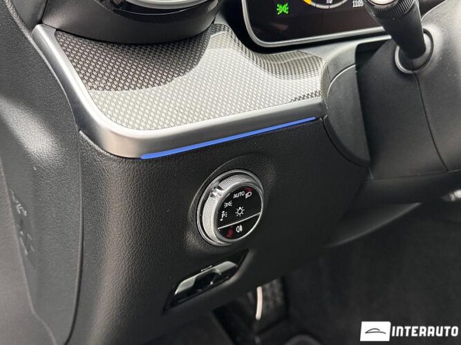 mercedes C 300e 2023