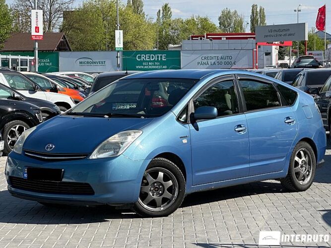 Toyota Prius 2006 doar la InterAuto