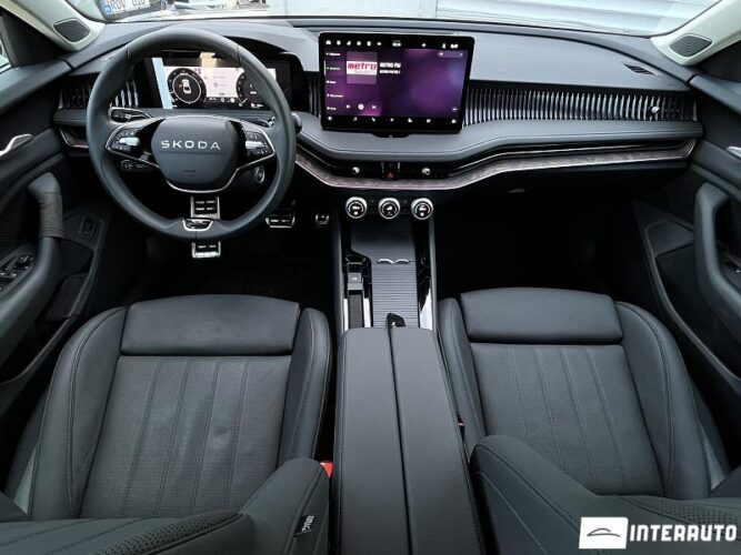 skoda Superb 2025