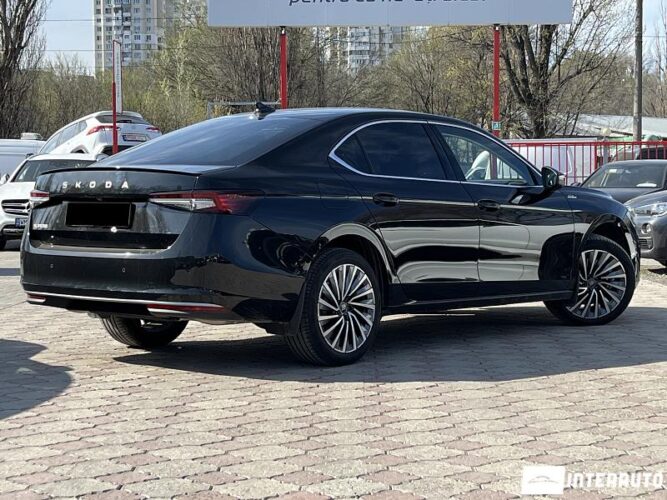 skoda Superb 2025