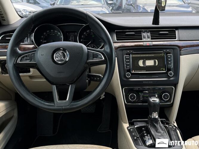 skoda Superb 2013