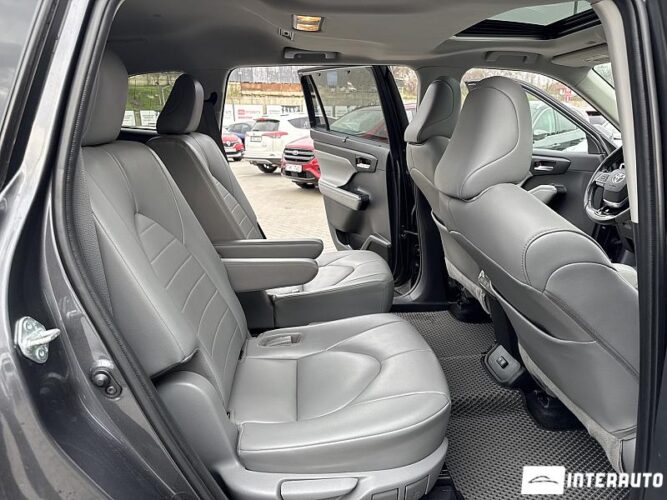 toyota Highlander 2020