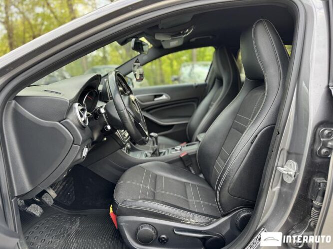 Mercedes GLA 180 35 mercedes GLA 180 2015